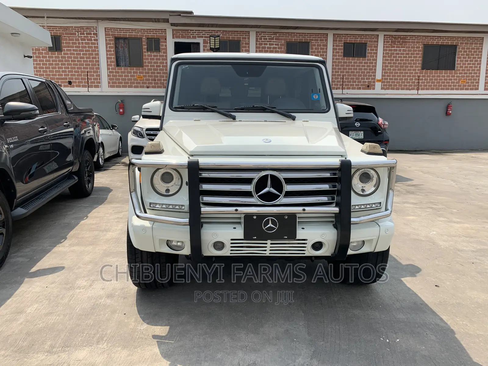 Mercedes-Benz G-Class Base G 550 AWD 2013 White