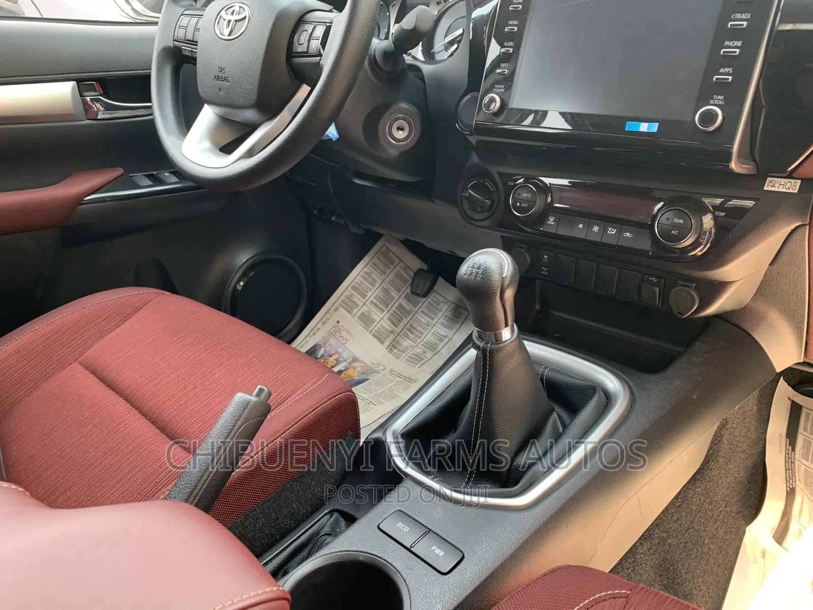 New Toyota Hilux 2022 White
