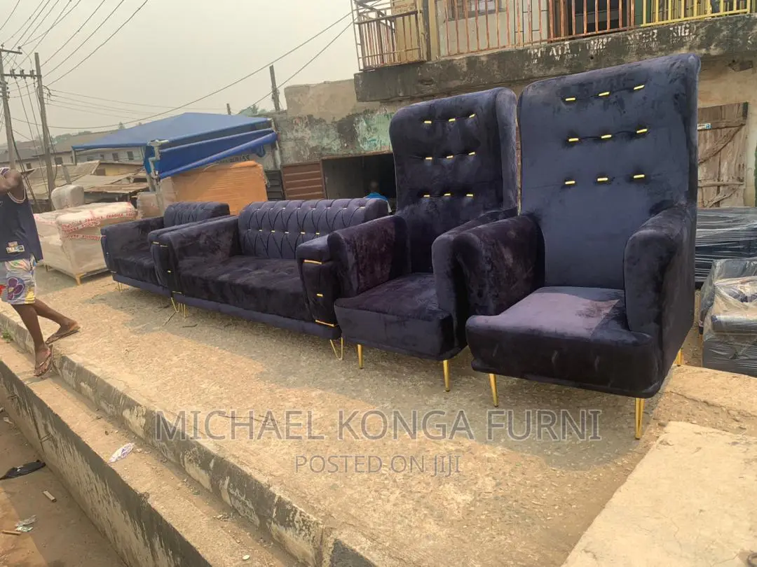 Luxurious 7 Seaters Sofa