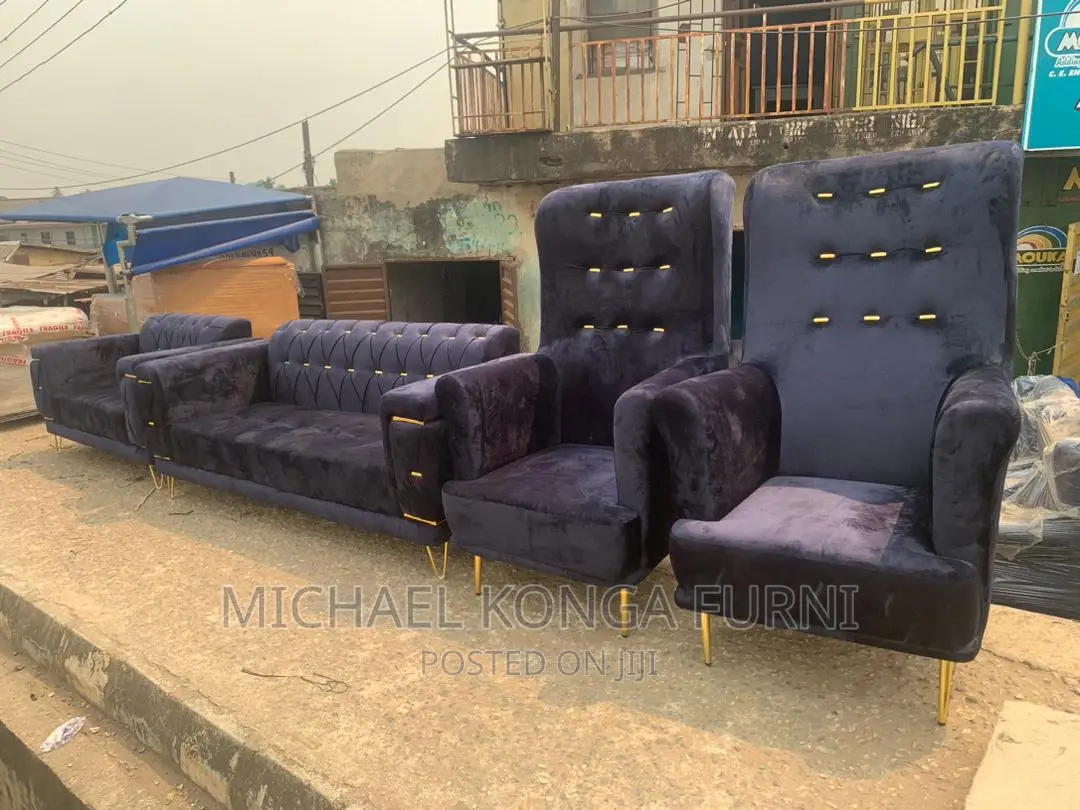Luxurious 7 Seaters Sofa