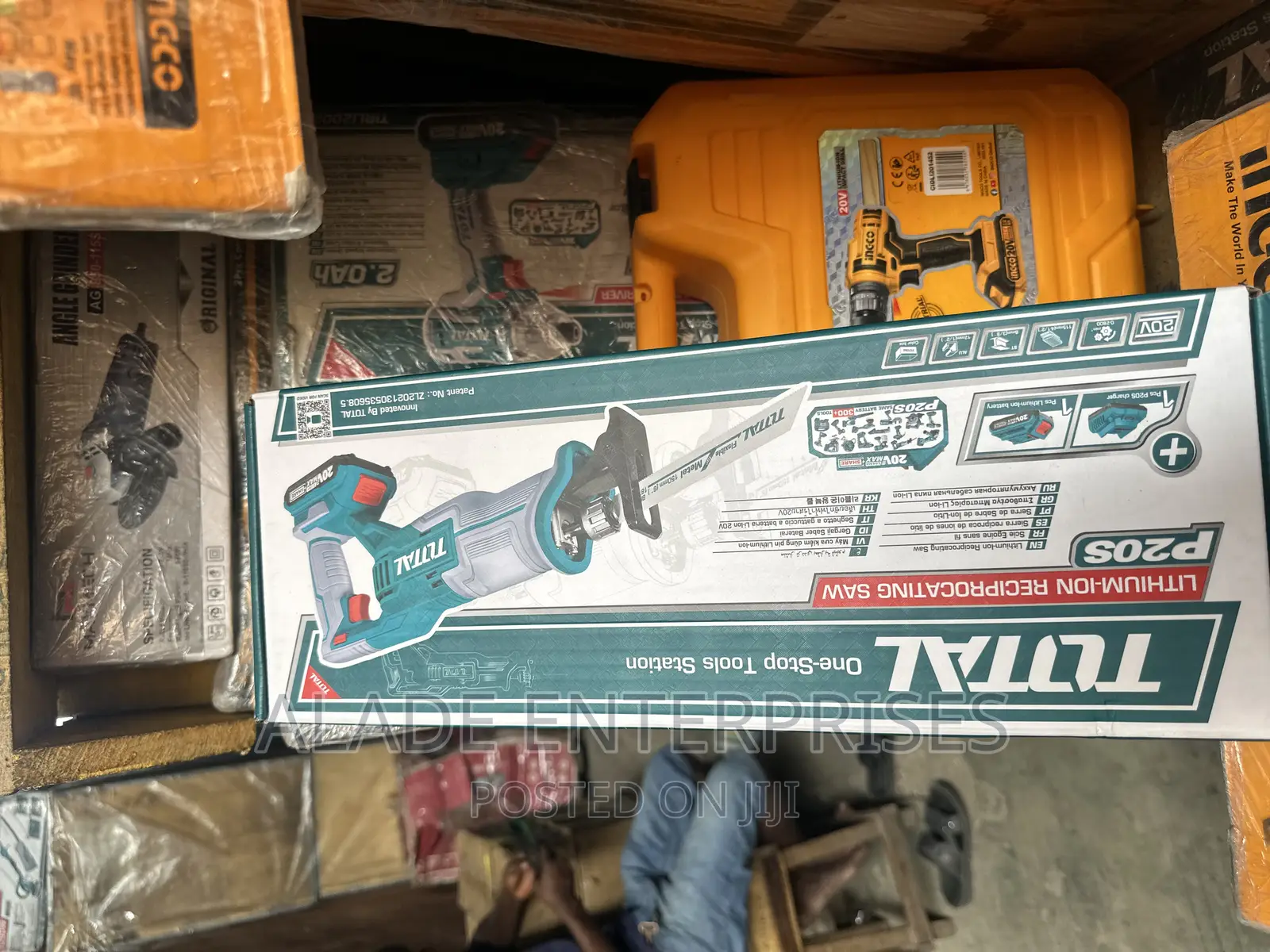 TOTAL Lithium-Ion Reciprocating Saw 20V X 1 Battery Charger