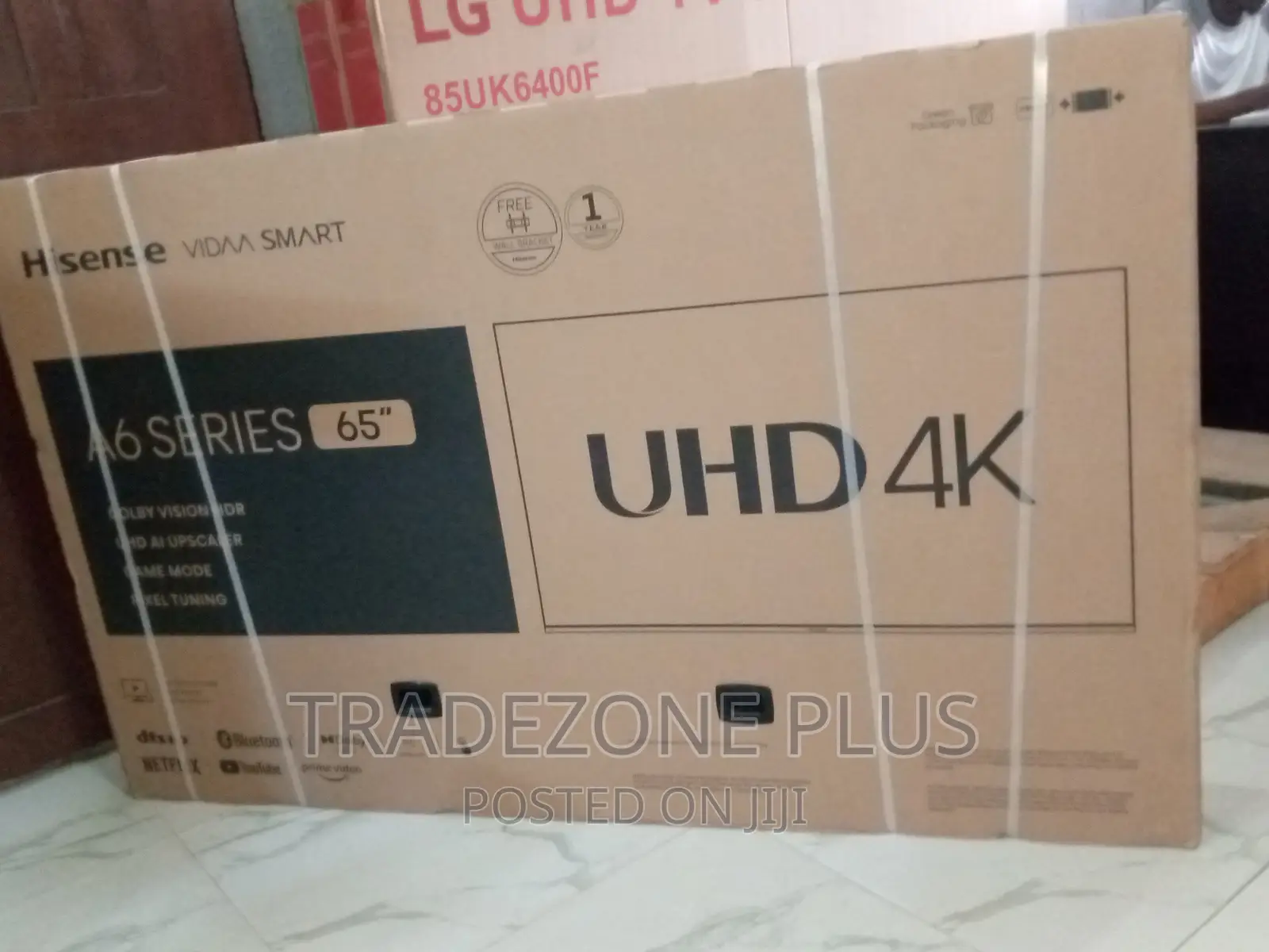 New Hisense 65" Smart Television