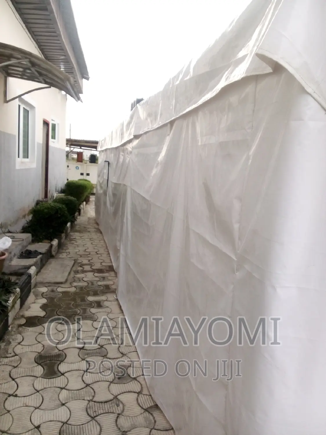 100 Sitter of Event and Church Tents