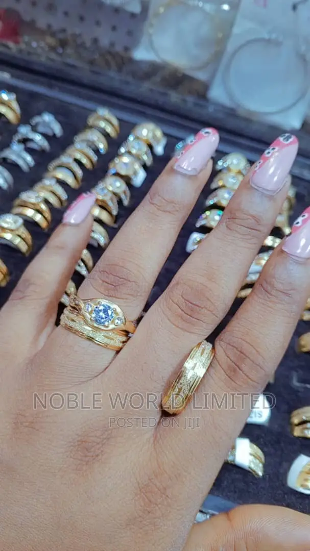 Complete Set of Wedding Rings C3