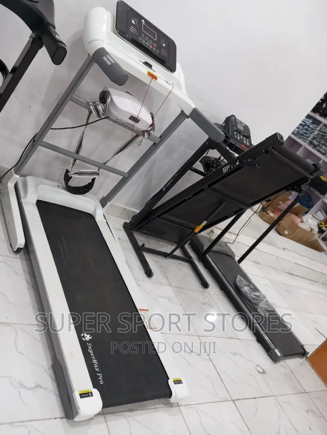 2.5HP Treadmill With Massager
