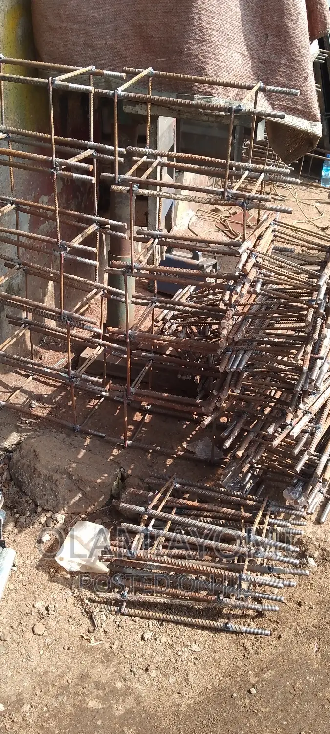 6meters and 8meters Heights Solar Pole