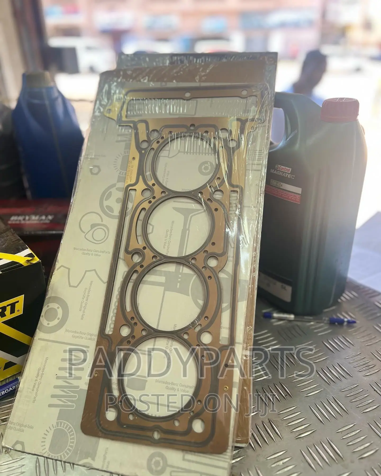 Mercedes GLA250 Top/Head Gasket