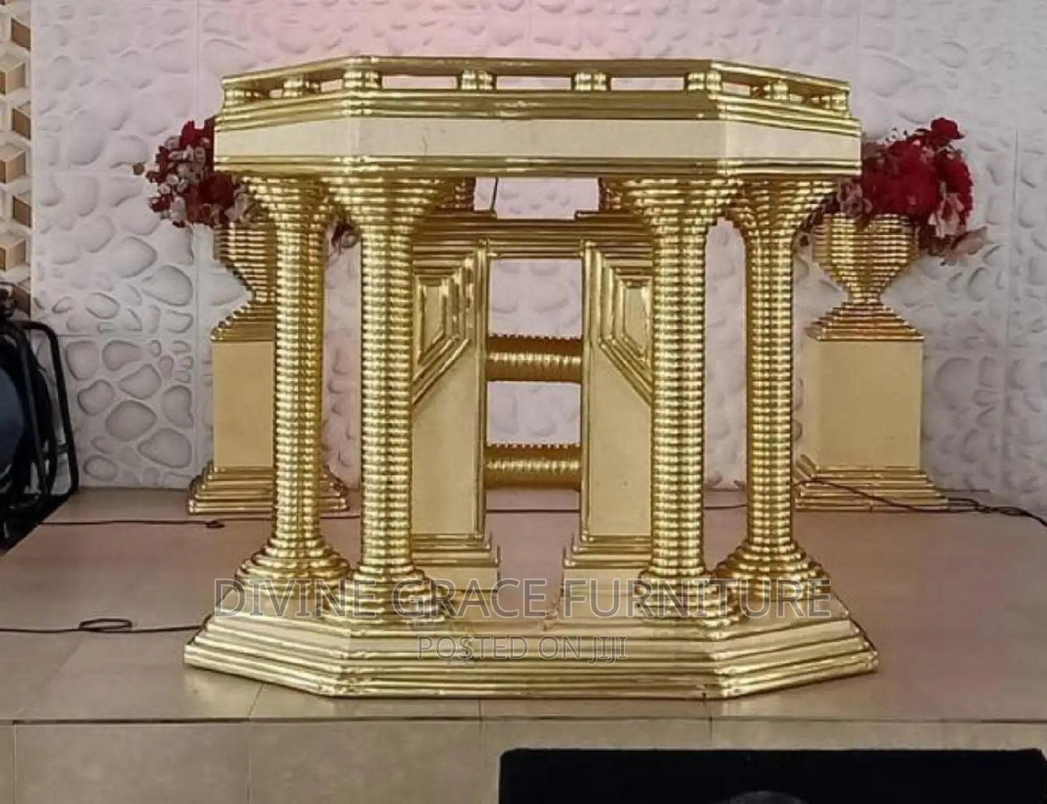 Executive Church Pulpit With Flower Vase