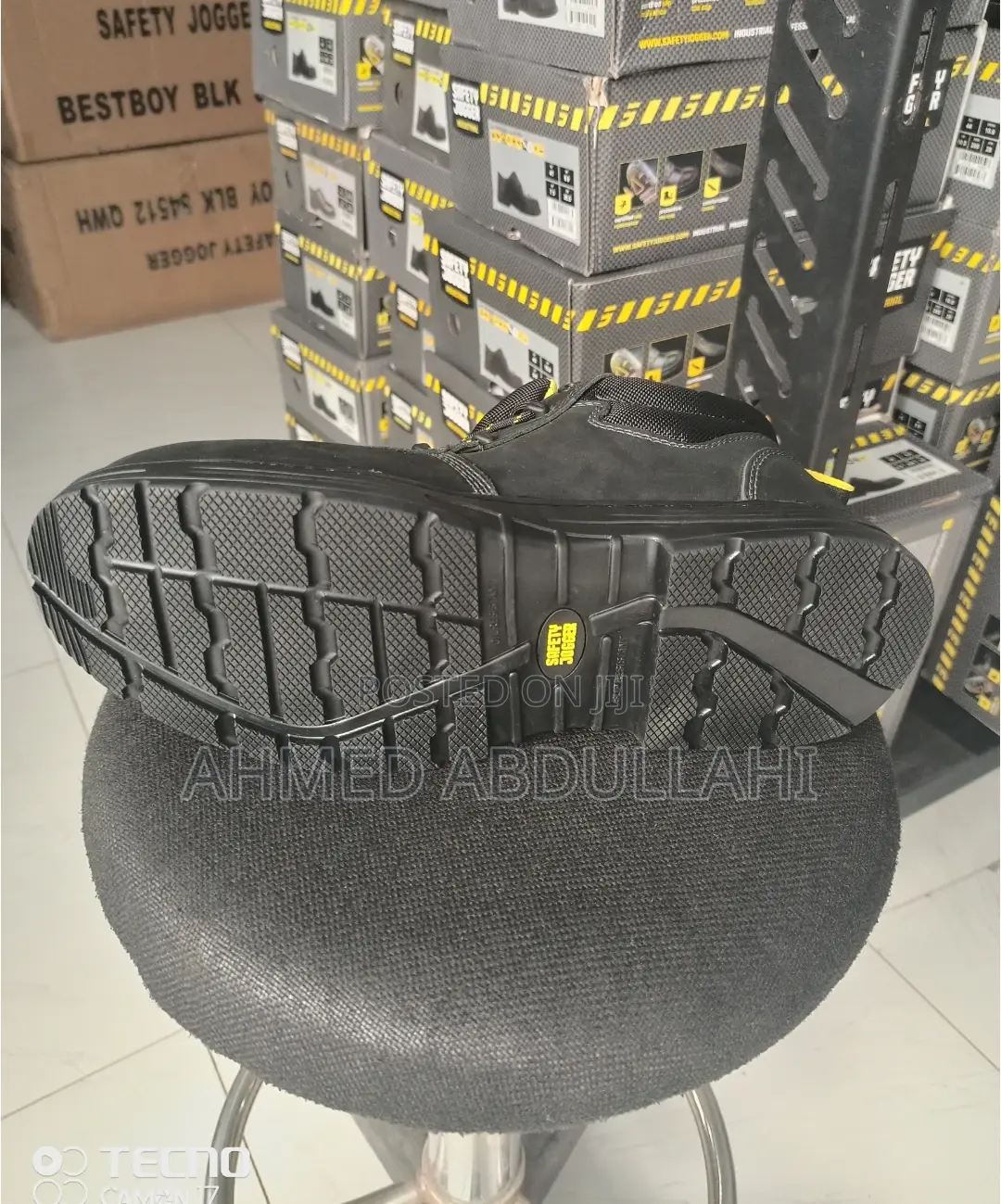 Mago S3 Mid Safety Jogger Boot