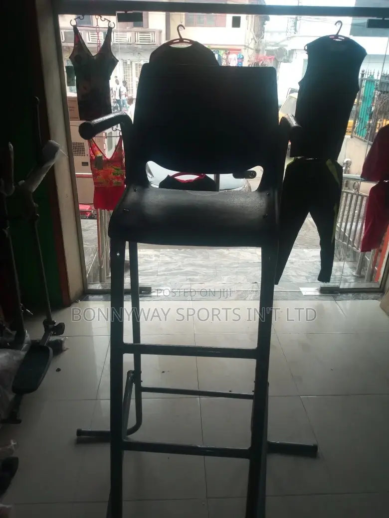 Lawn Tennis Umpire Stand Seat