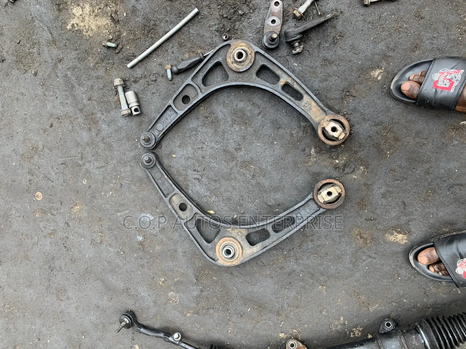 Lower Arms for Renault Laguna,Logan,Megane