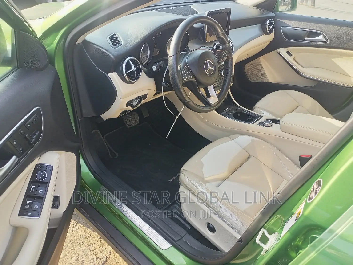 Mercedes-Benz GLA 250 2017 Green