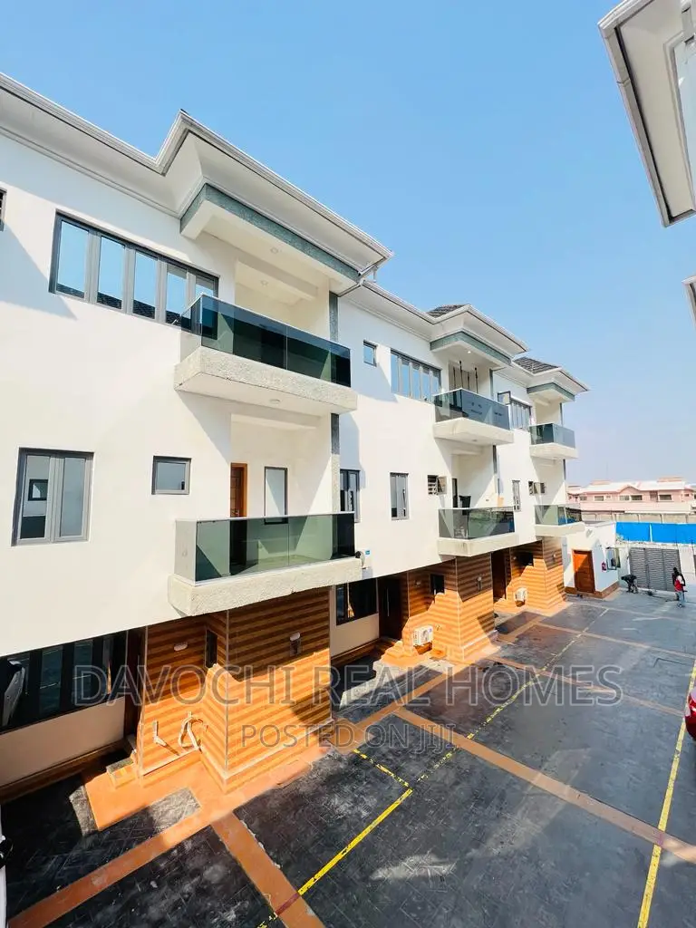 4bdrm Duplex in Ikate Lekki for rent
