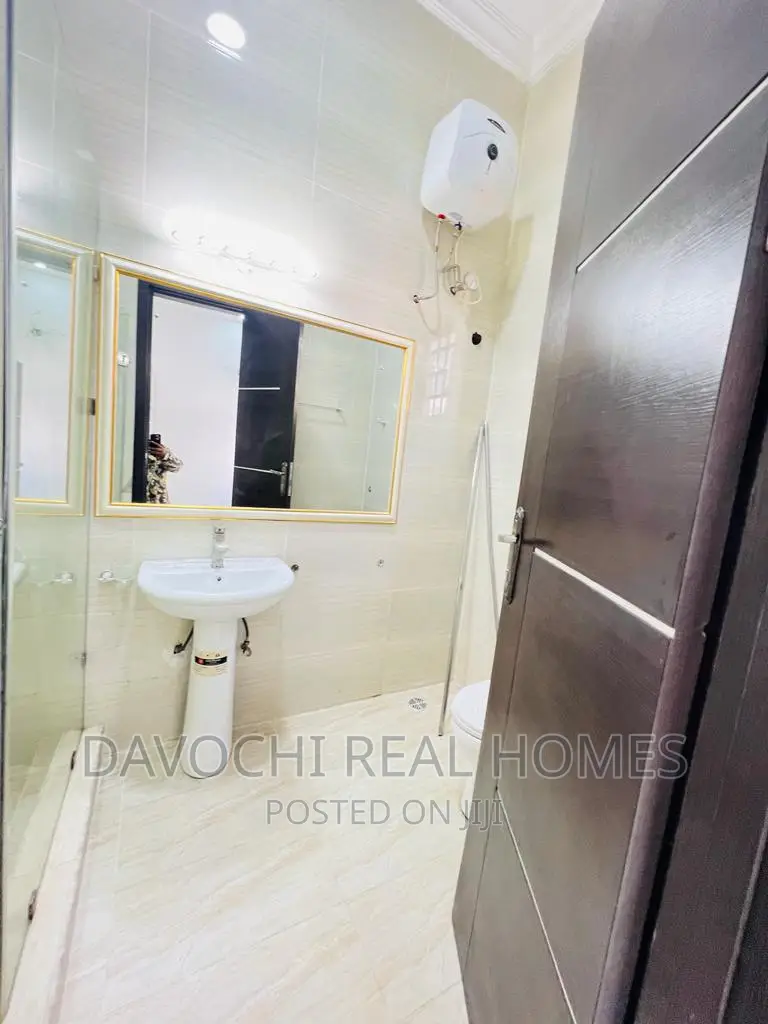 4bdrm Duplex in Ikate Lekki for rent