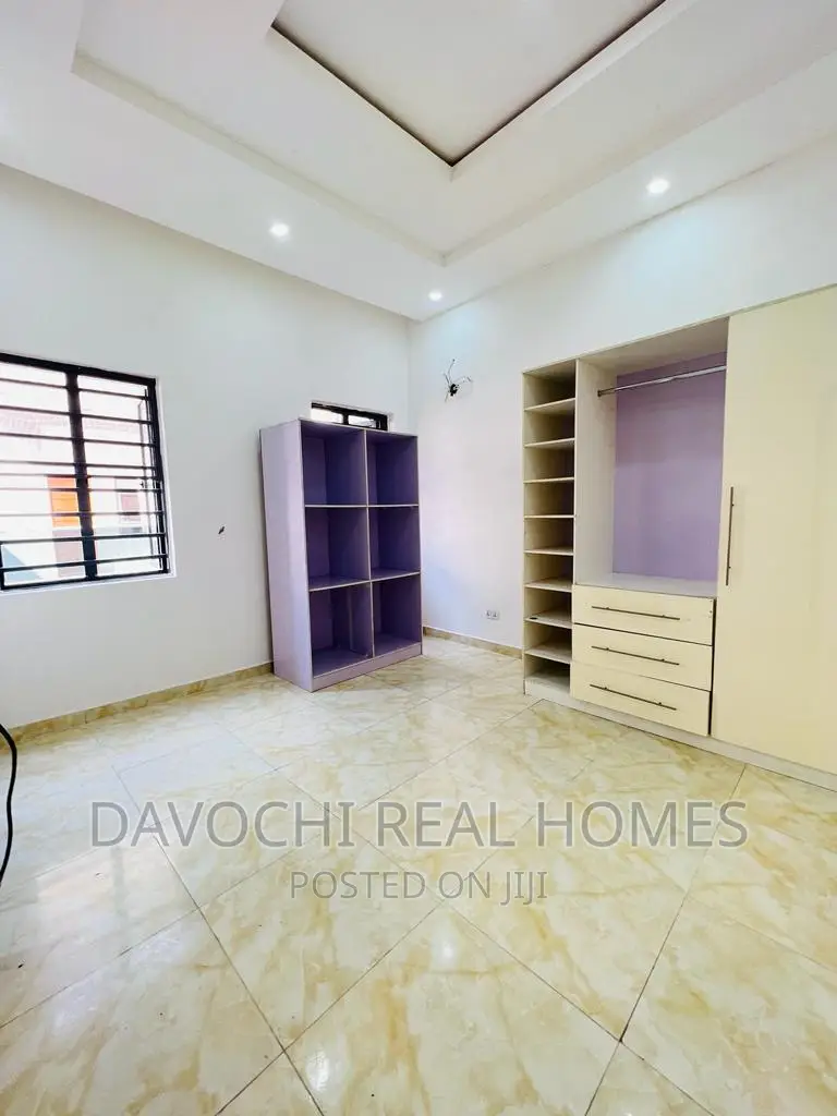 4bdrm Duplex in Ikate Lekki for rent