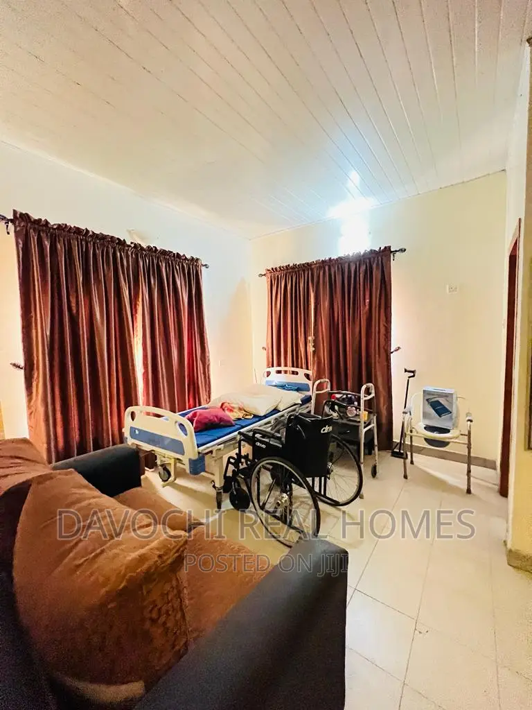 4bdrm Bungalow in Northern Foreshore, Lekki for rent