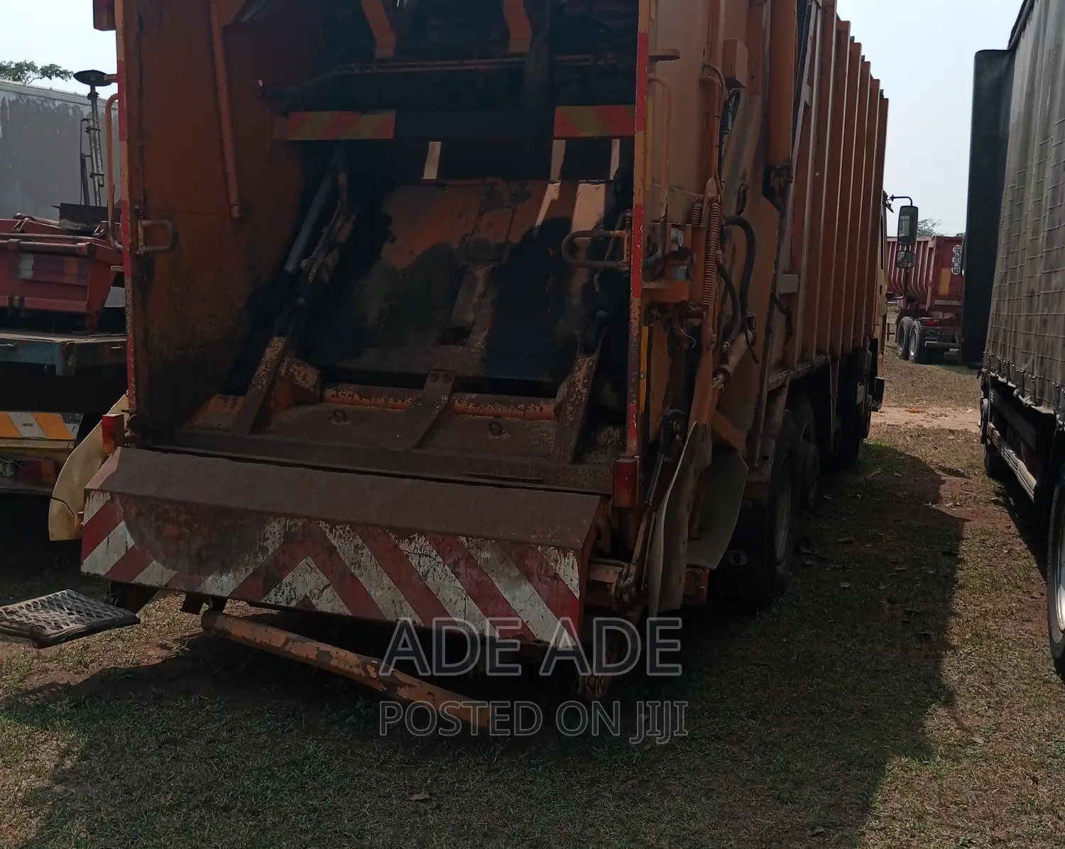 Compactor Truck