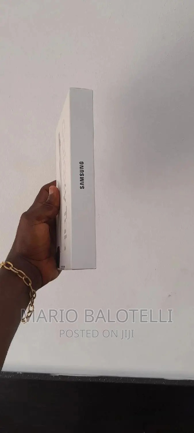 New Samsung Galaxy A9 64 GB