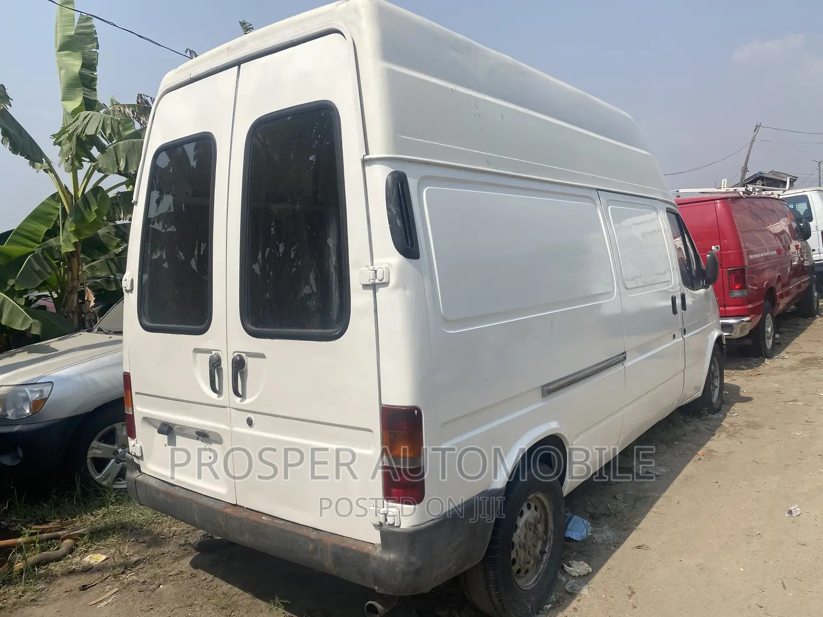 Ford Transit 2010 White