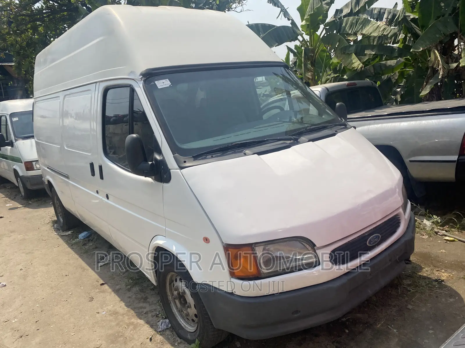 Ford Transit 2010 White