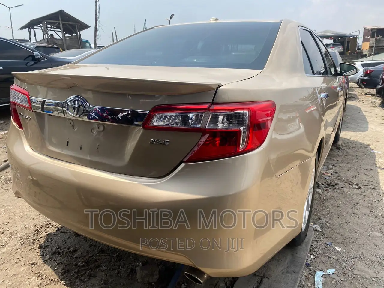 Toyota Camry 2013 Gold