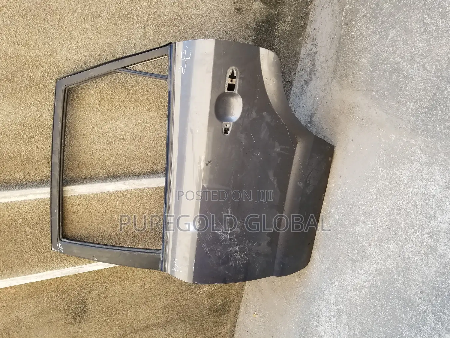 Hyundai Tucson 06 Rear Doors