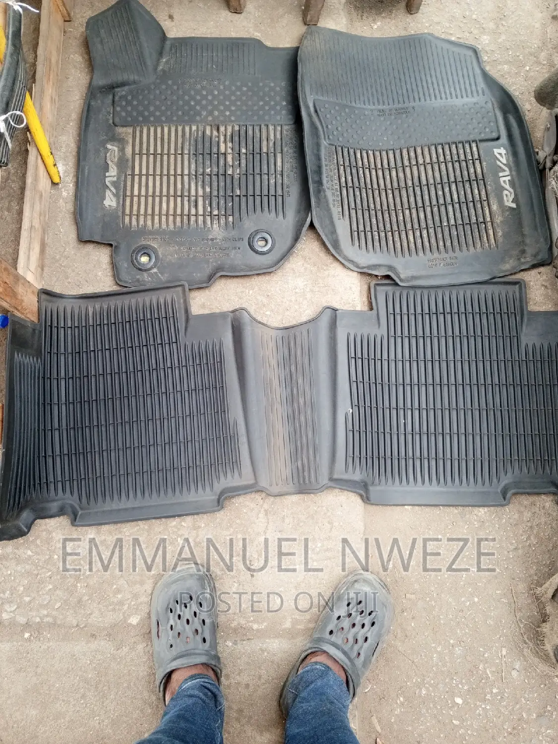 Toyota RAV4 Floor Mats