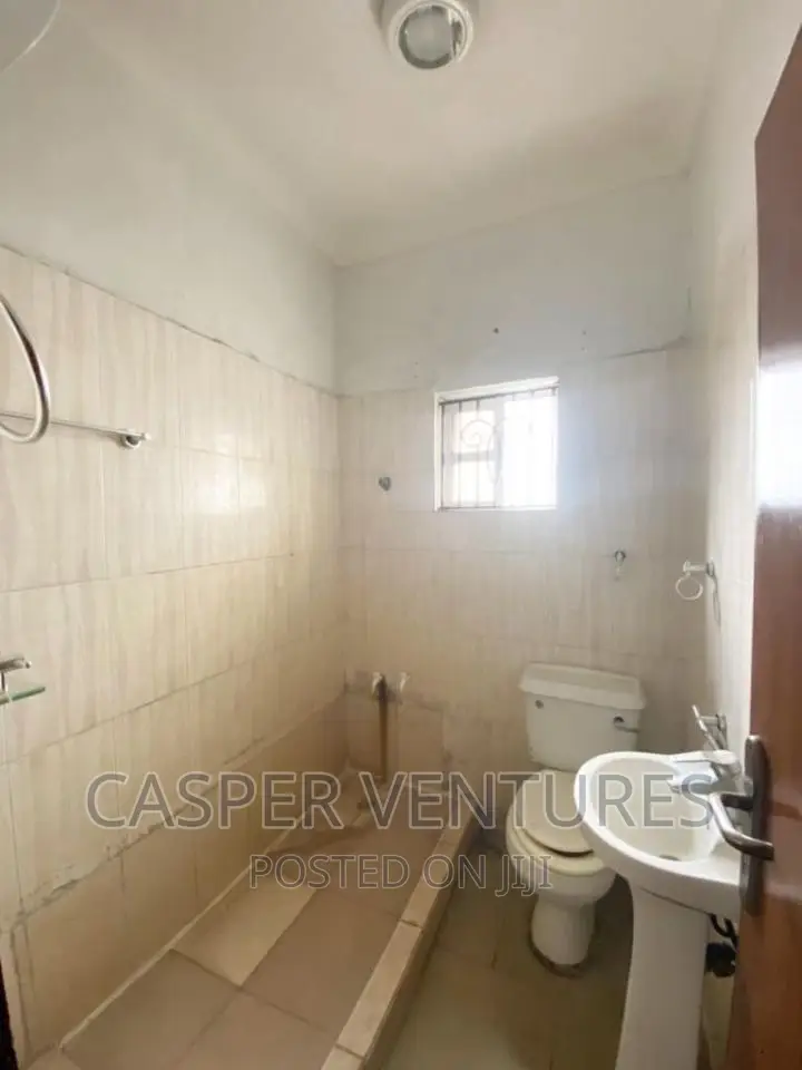 3bdrm Apartment in Marwa, Lekki for rent