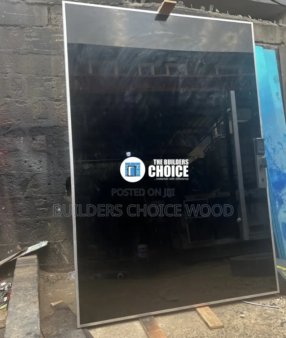 Pivot Glossy Doors