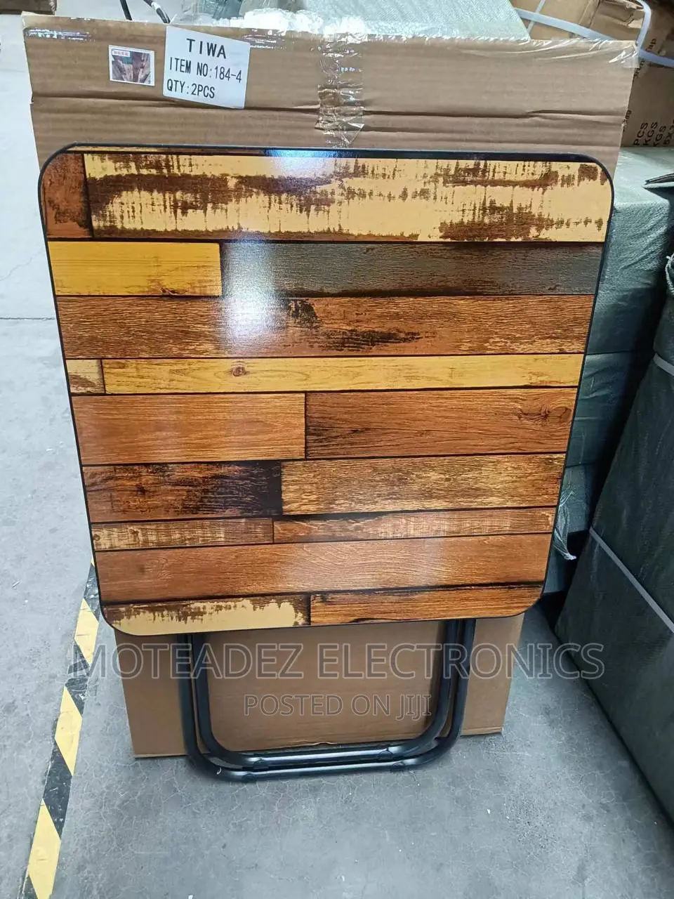Foldable Vintage Designed Strong Quality Table With 2 Chairs