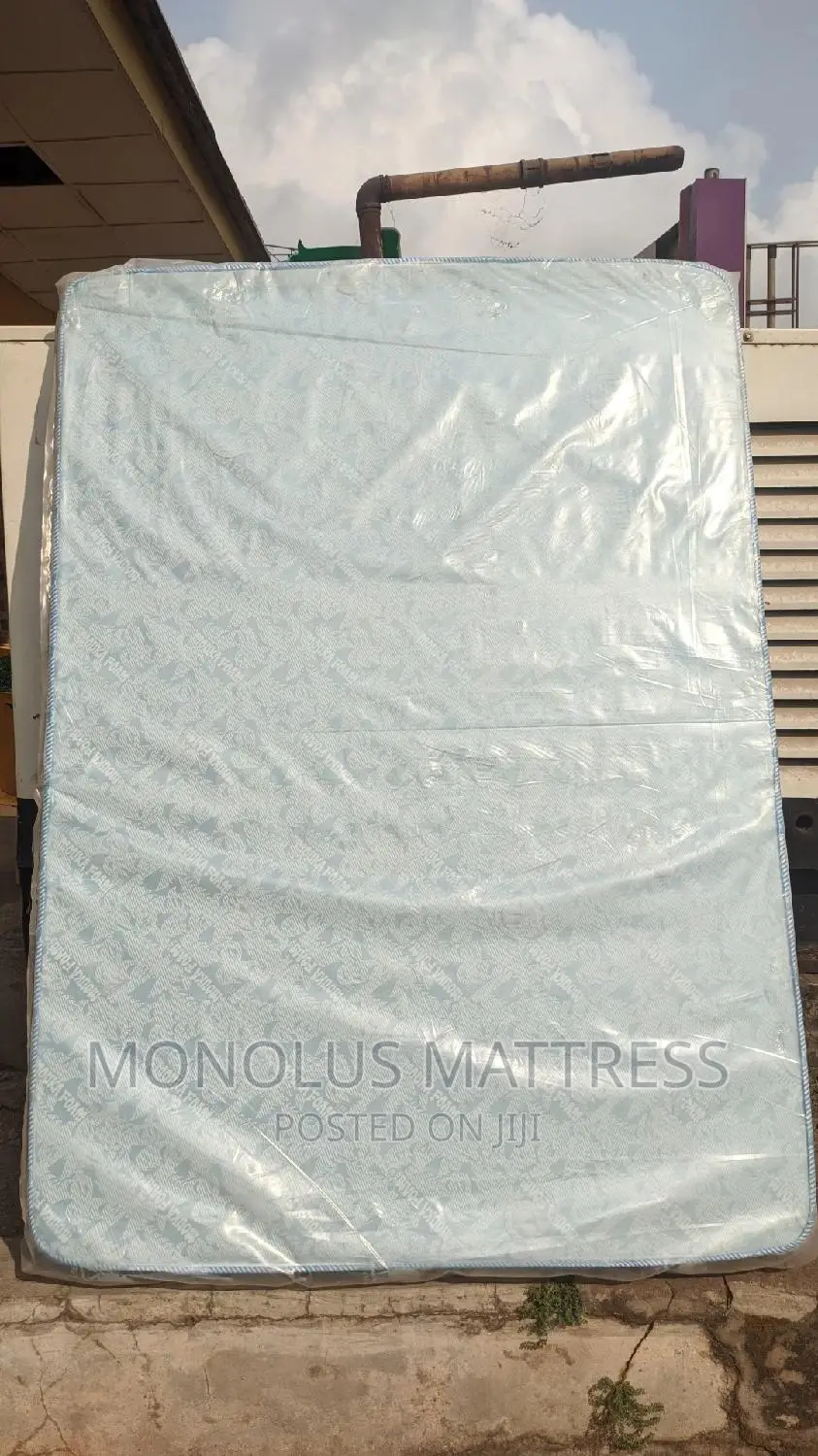 4 1⁄2 by 6 by 8 Inches Mouka Foam Flora Mattress in Epe