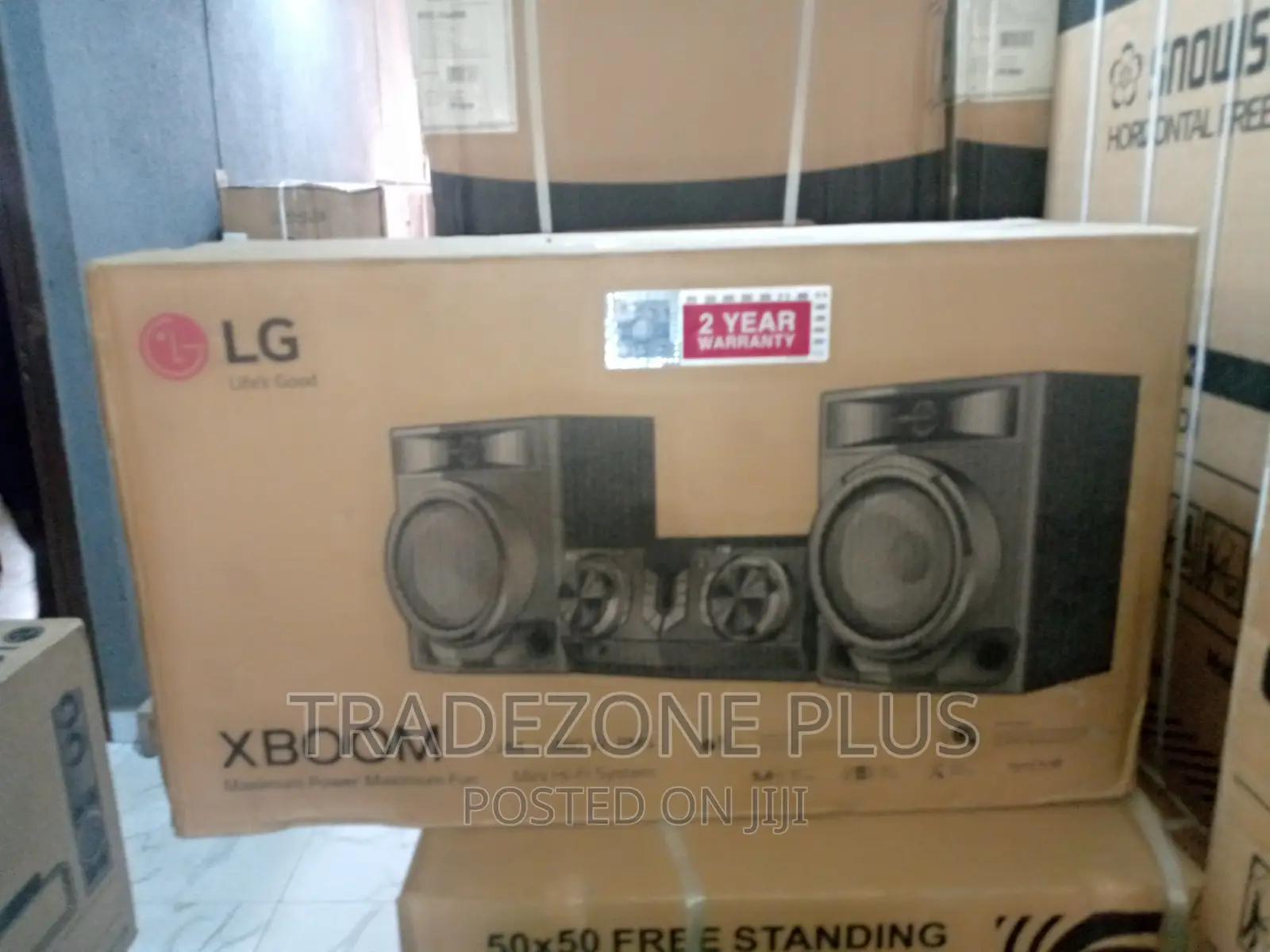 New LG CJ44 Mini-Hifi Sound System (480W)