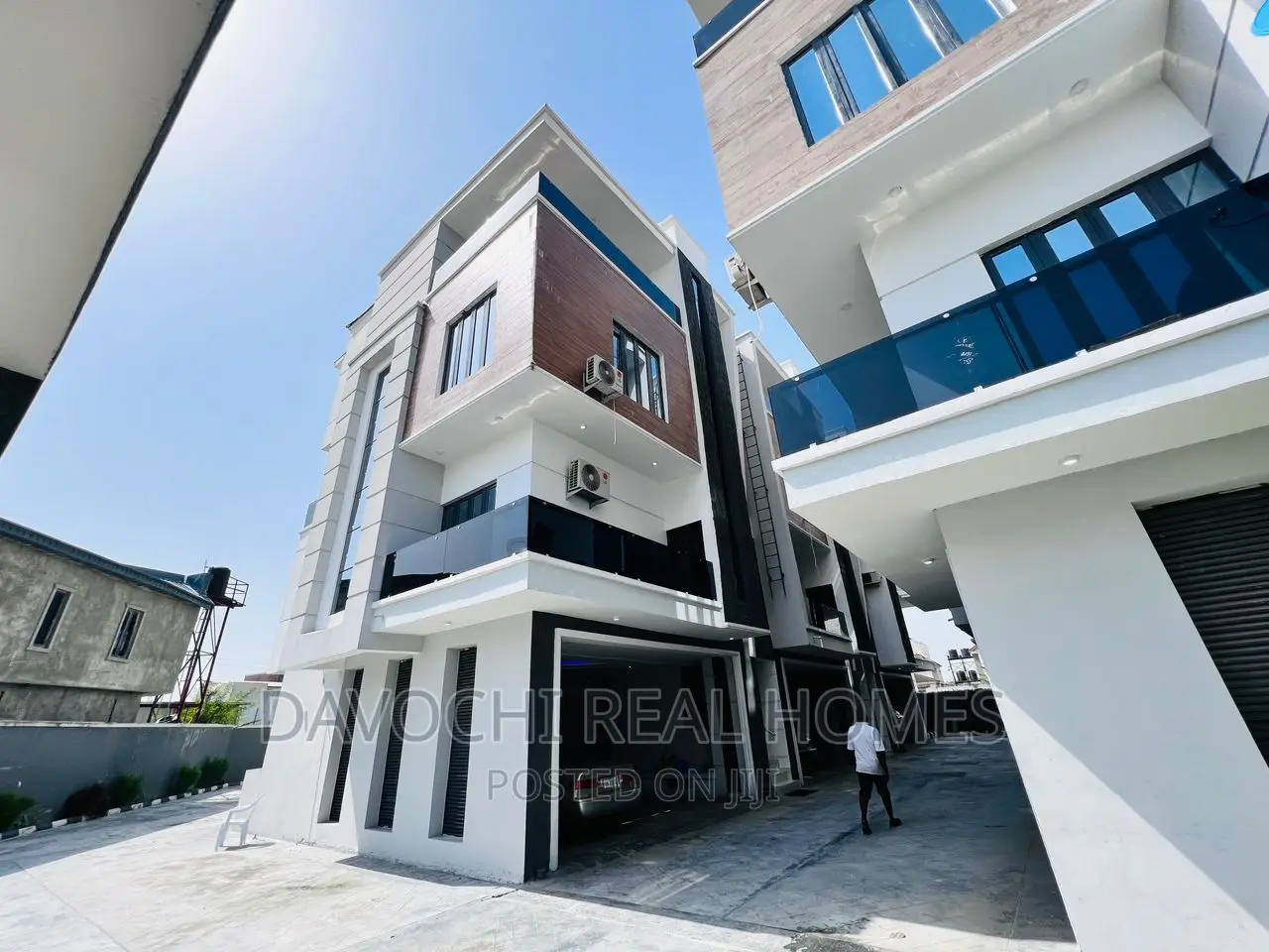 3bdrm Apartment in Chevron, Lekki for rent