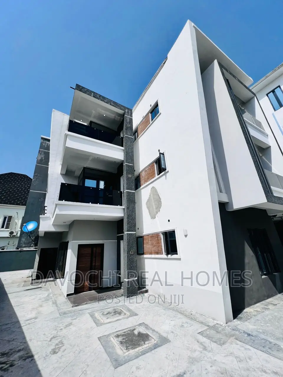 3bdrm Apartment in Chevron, Lekki for rent