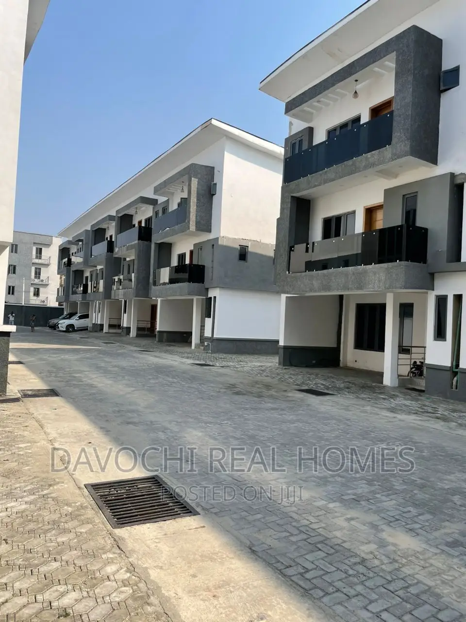 4bdrm Duplex in Ikate, Lekki for rent