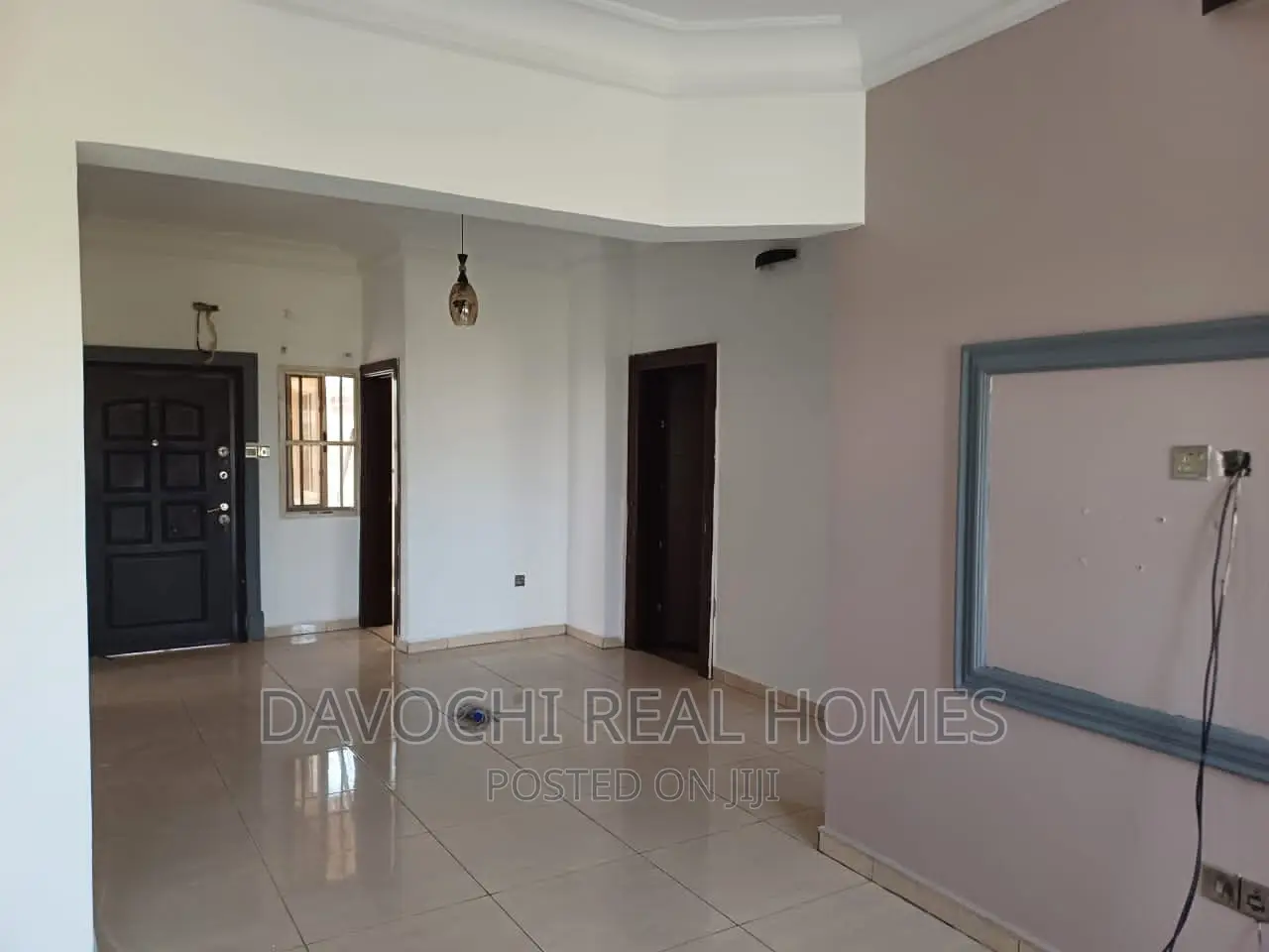 2bdrm Apartment in Pinnock Estate Osapa, Lekki for rent