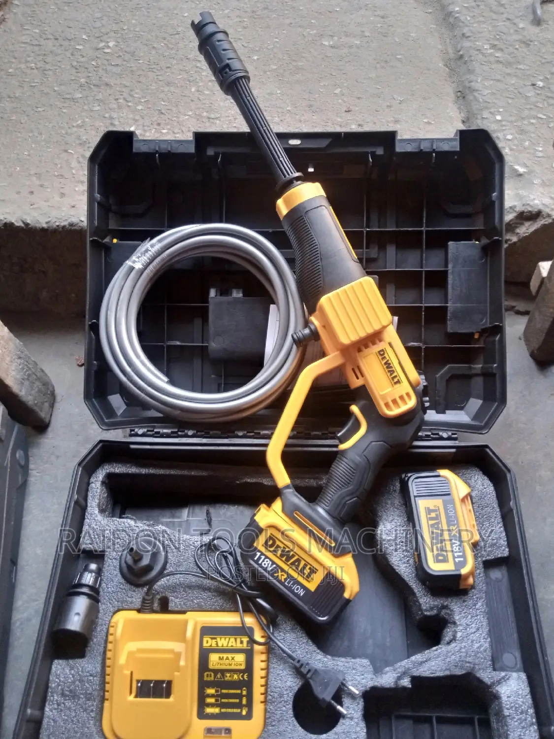 Cordless Pressure Washer 118V
