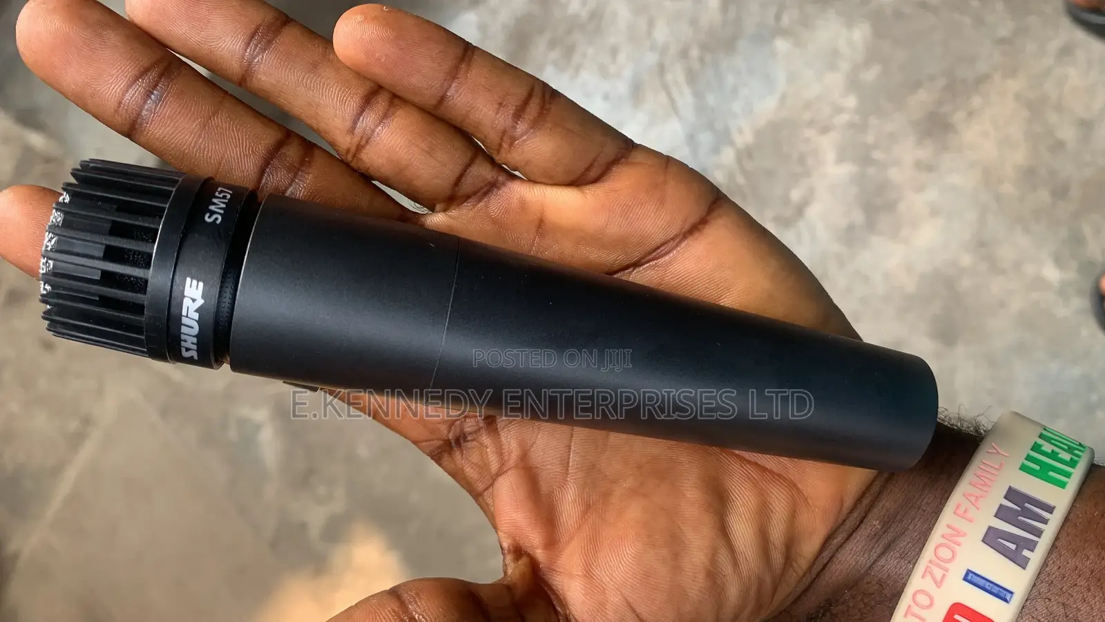 Shure Sm 57 Professional Wired Microphone