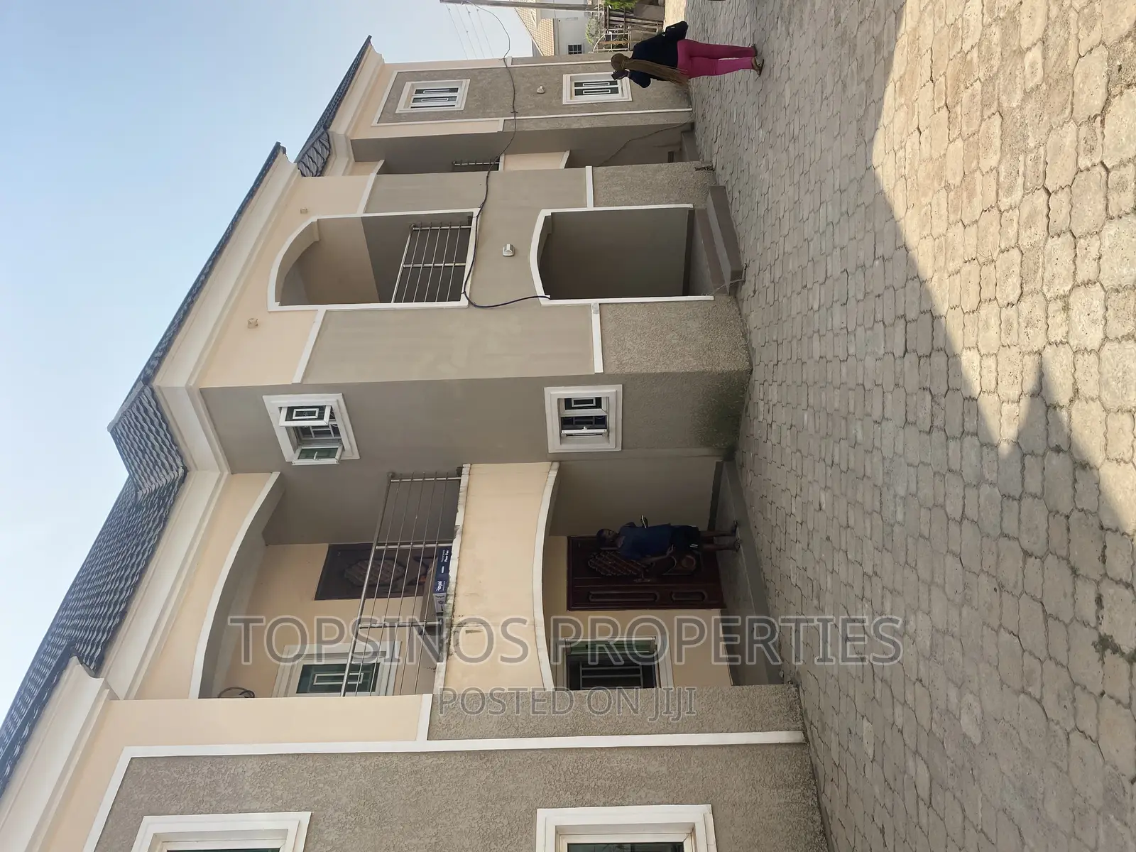 2bdrm Block of Flats in Dawaki for rent
