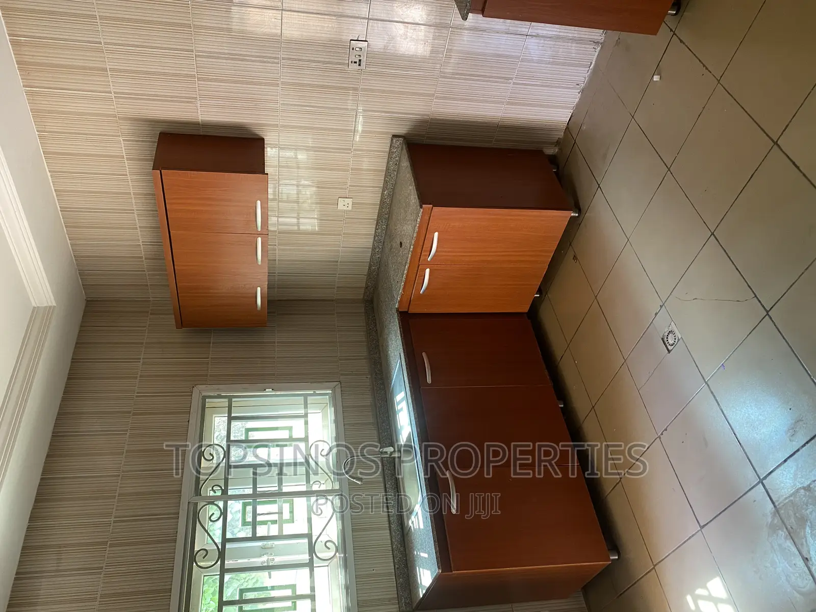 2bdrm Block of Flats in Dawaki for rent