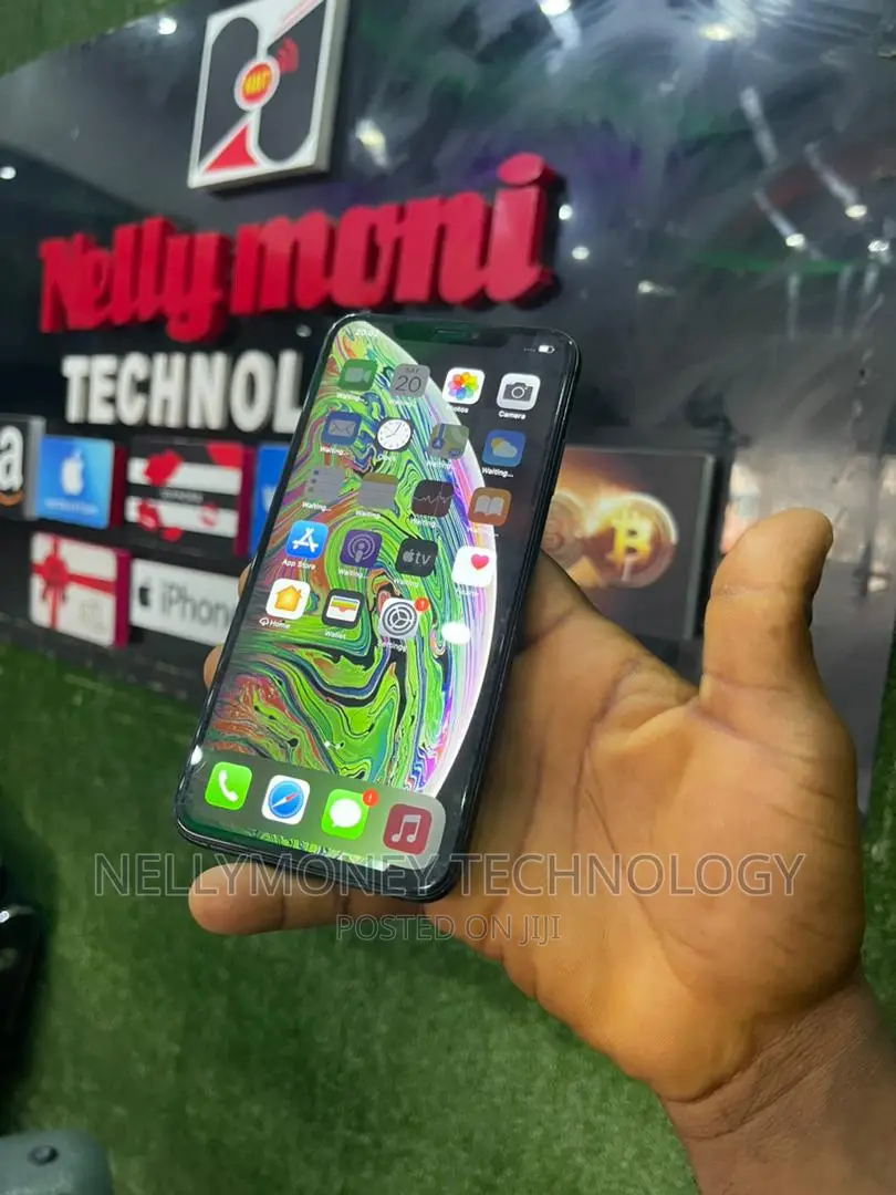 Apple iPhone XS Max 64 GB Black