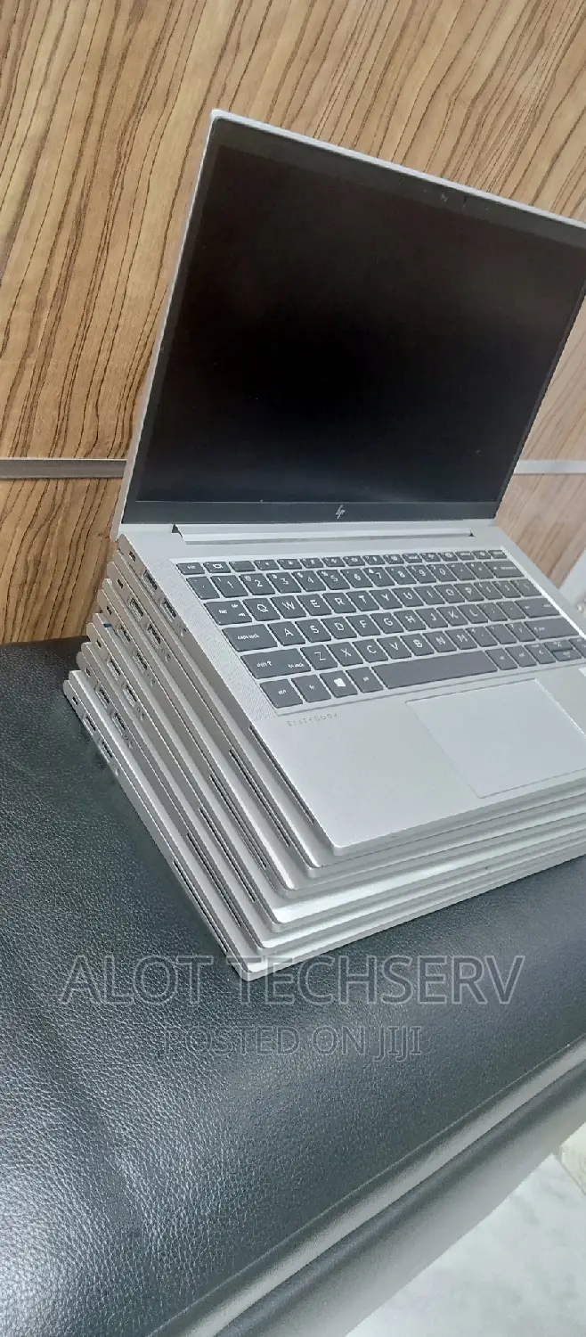 Laptop HP EliteBook 830 G7 32GB Intel Core i7 SSD 256GB