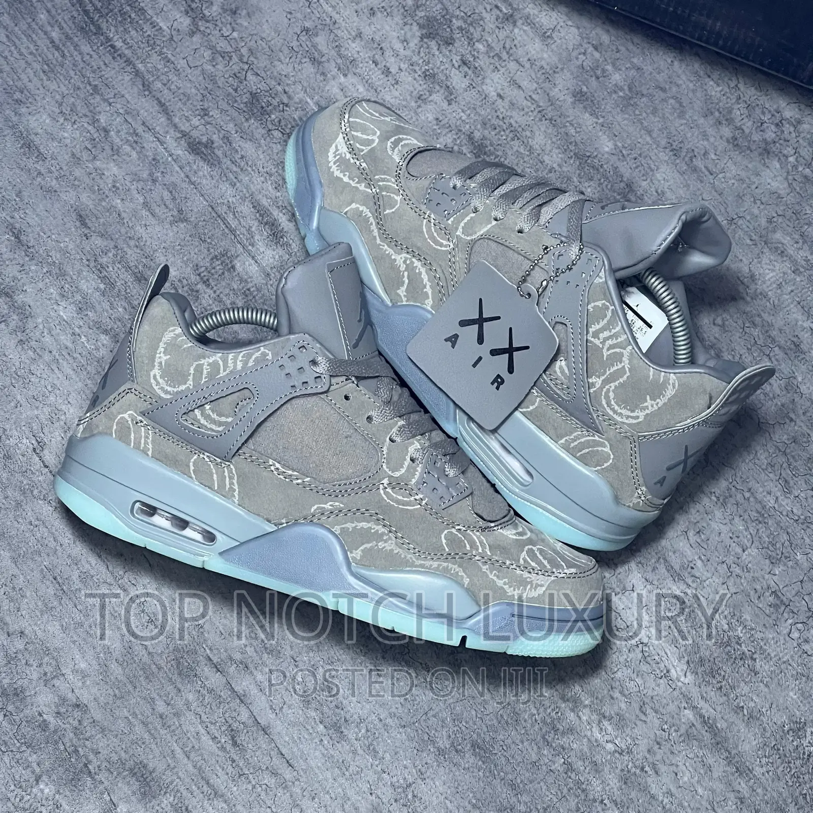 ORIGINAL Kaws X Air Jordan 4 “Grey MEN WOMEN