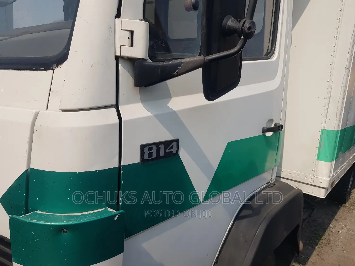 M/Benz Truck Container Body 814