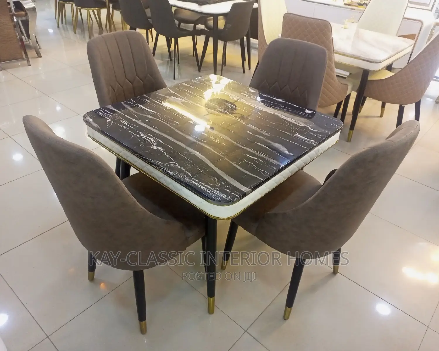 4 Setters Marble Dining  Table and Chairs