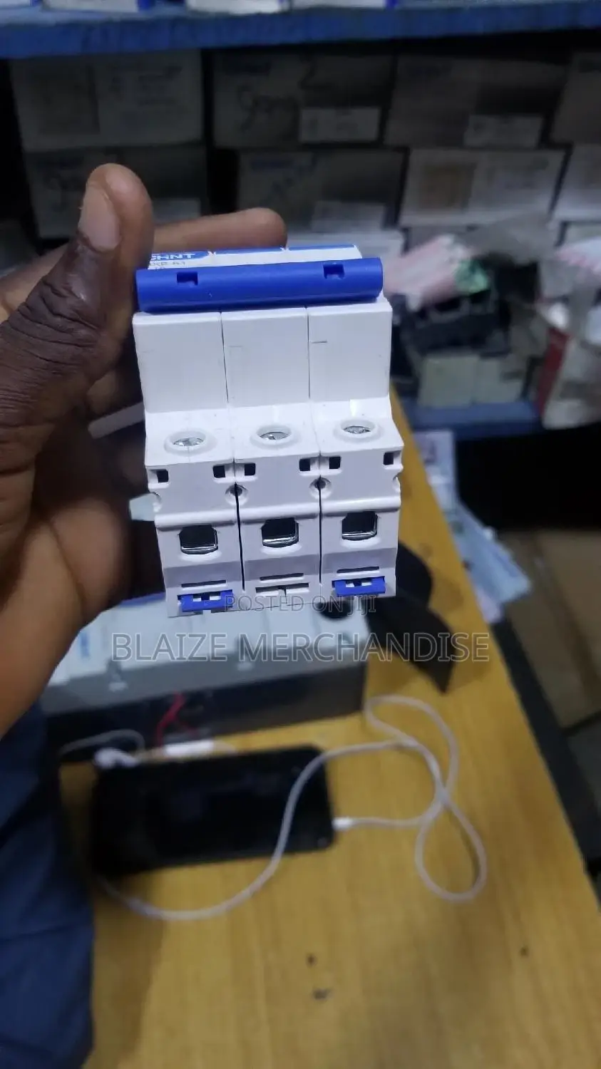 16a 3pole MCB Circuit Breaker Chint