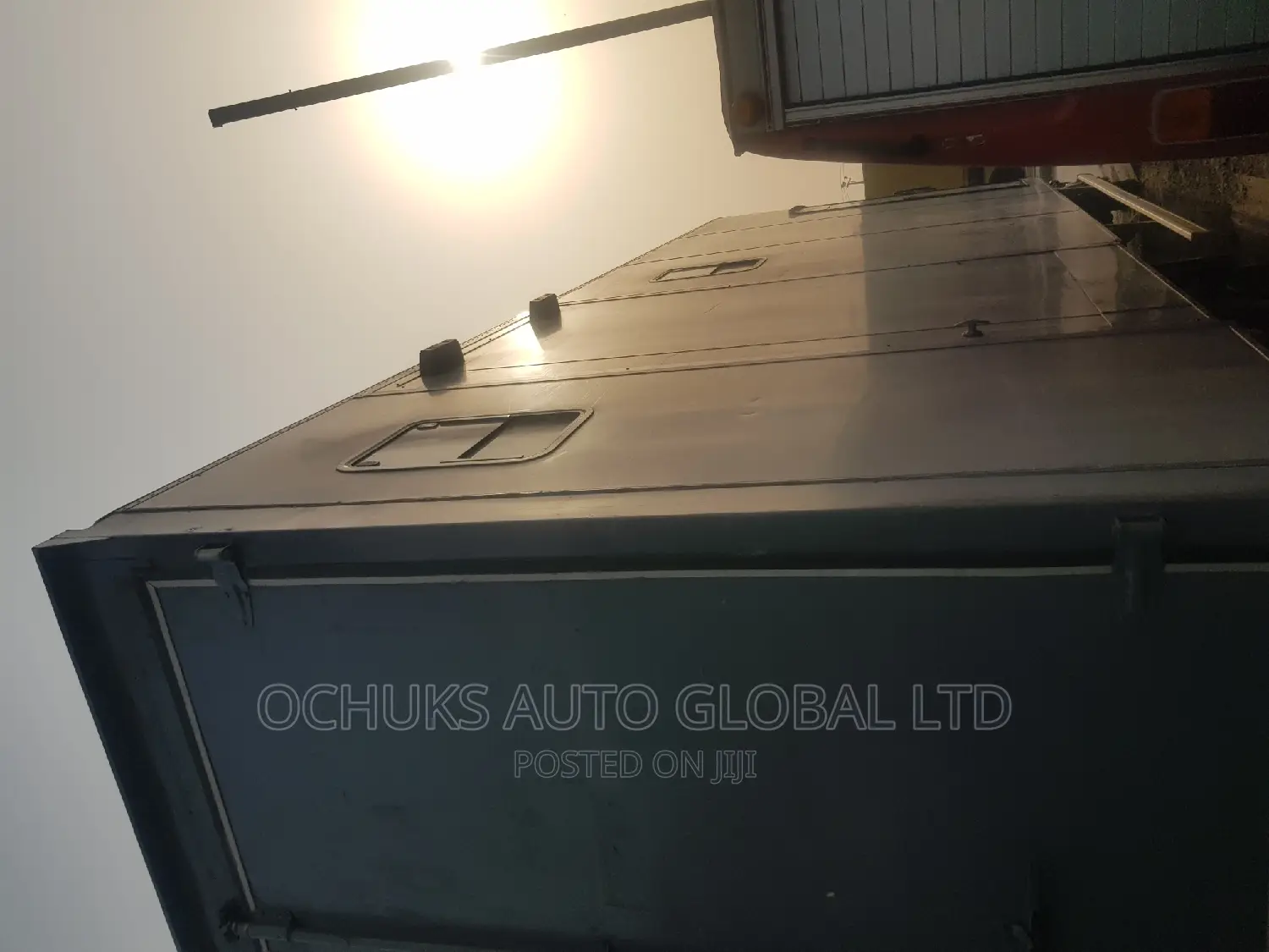 M/Benz Truck Container Body 1117 Model 8bolits