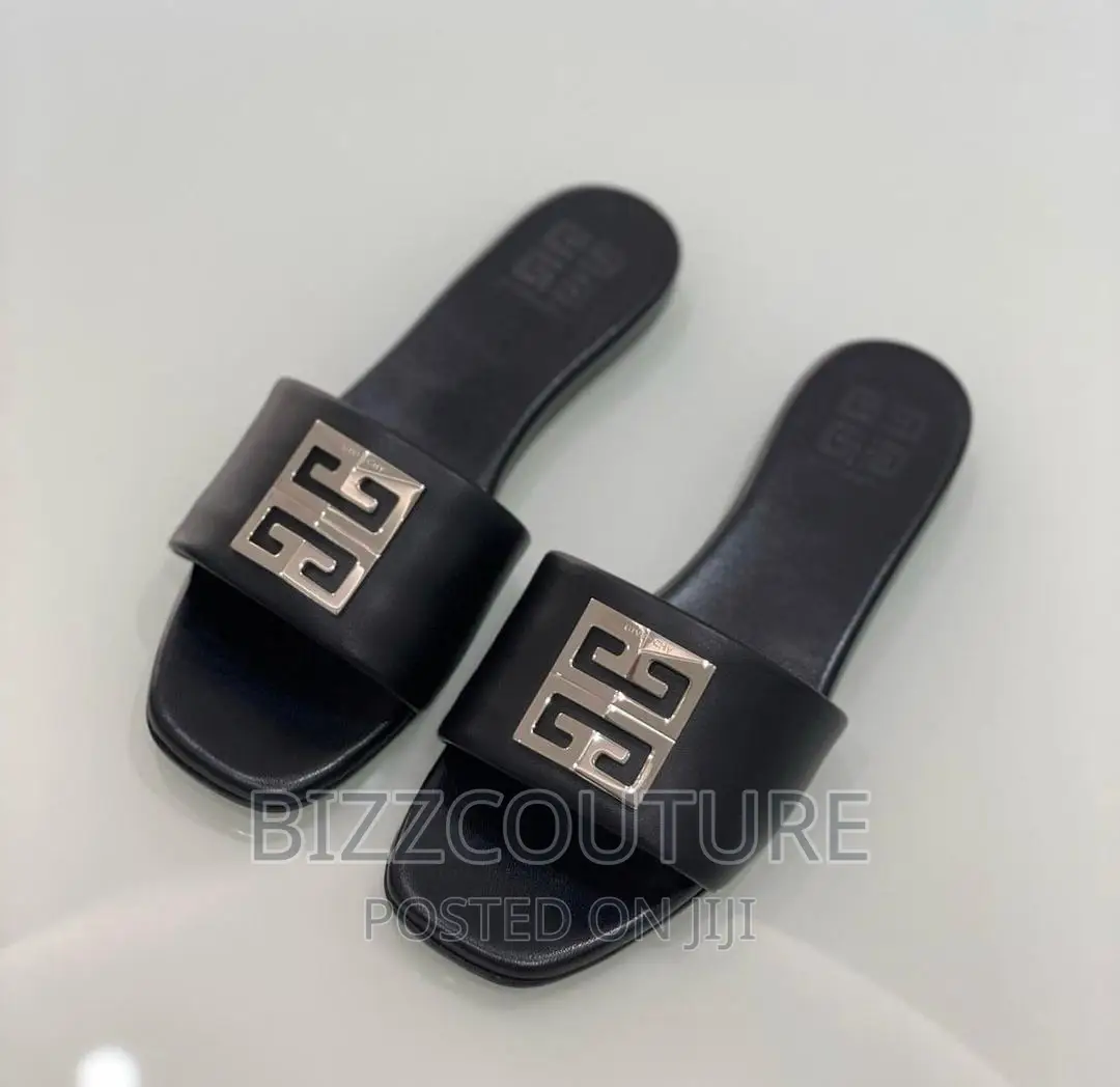 Original GUCCI Leather Slippers Available in Store