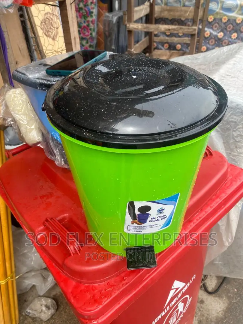 10 Liters Durable Pedal Bin