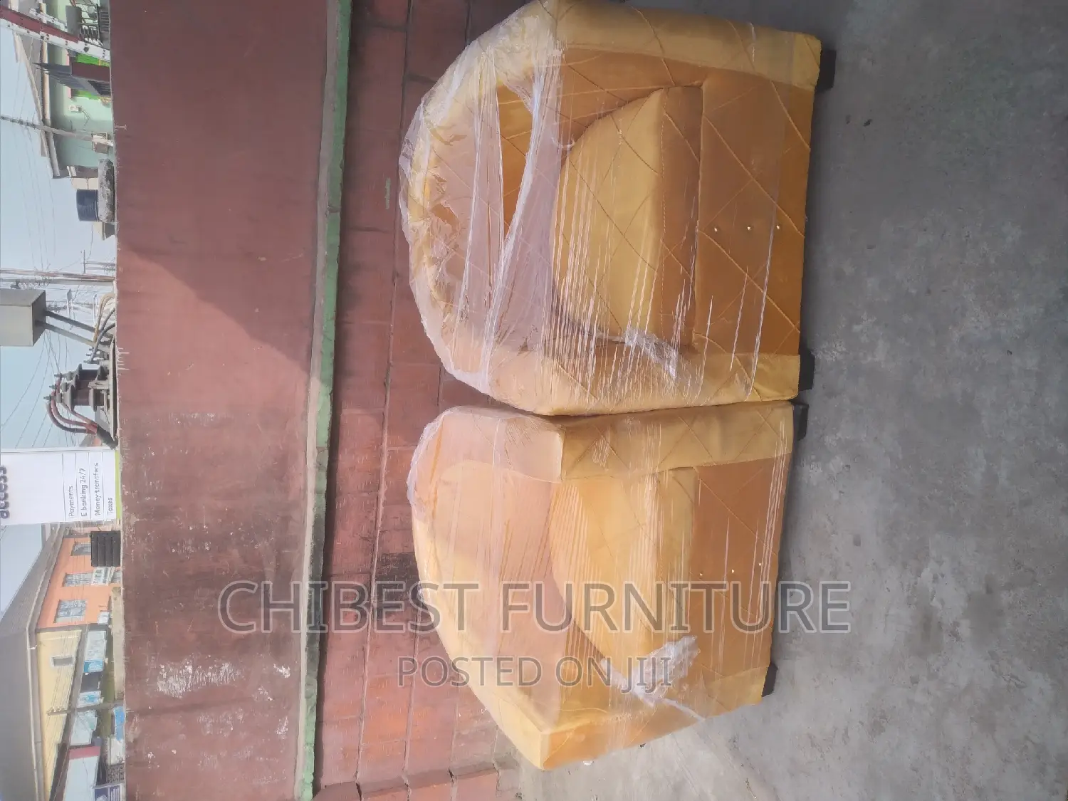 Quality Single Seater Ulphostery Padded Sofa Fabric Chair